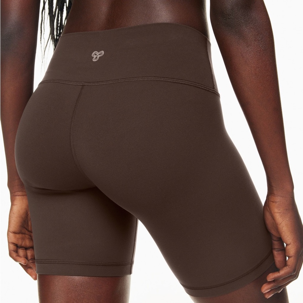 Aritzia Tna Butter Atmosphere High Rise Shorts 7” Brown